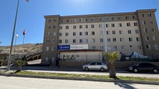 Yurda getirdiği tabancayla arkadaşını öldüren şüphelinden şoke eden savunma