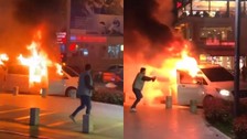 Anadolu Birliği Partisi Bursa Büyükşehir adayının seçim minibüsü yandı; o anlar kamerada