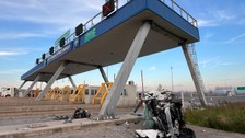 Kuzey Marmara Otoyolu'nda bir otomobilin motoru fırladı