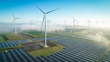 Küresel yenilenebilir enerji kurulu gücü 3 bin 870 gigavata çıkarıldı
