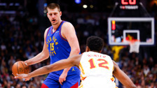 Jokic'in "triple-double" yaptığı maçı Nuggets 32 sayı farkla kazandı