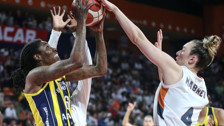 Fenerbahçe, Kadınlar Basketbol Ligi'nde ÇBK Mersin'i yenerek şampiyon oldu