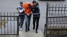 Eski kız arkadaşının sevgilisinin otomobiline bomba düzeni koydu