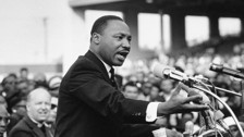 Martin Luther King Jr. Kimdir? "Bir Hayalim Var" Sözünü Neden Söylemiştir? Neden Öldürülmüştür? Hayatı ve Biyografisi