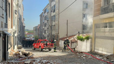 Apartman dairesinde patlama! Deprem oldu sandılar