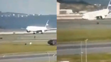 Son dakika! İstanbul Havalimanı'nda kargo uçağı gövdesi üzerine indi