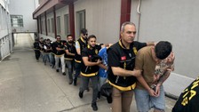 Sapkınlığın böylesi! Küçücük masum çocukların çıplak fotoğraflarıyla para kazandılar