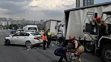 Son dakika! İstanbul'da yola çıkacaklar dikkat! 10 araç birbirine girdi