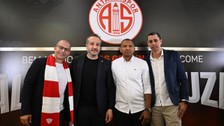 Alex Antalyaspor'a imzayı attı hayalini açıkladı