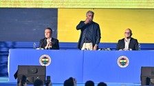 Fenerbahçe'de Jose Mourinho, Ülker Stadyumu'nda sözleşmeyi imzaladı