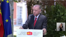 Cumhurbaşkanı Erdoğan'dan Demirtaş'ı ve Kavala'yı soran İspanyol gazeteciye: Başını sallama