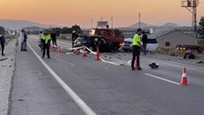 Konya'da otomobiller çarpıştı; 4 ölü, 2 bebek yaralı