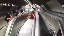 İzmir Metrosu'nda yürüyen merdiven ters hareket etti! Çok sayıda yaralı