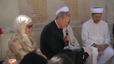 Cumhurbaşkanı Erdoğan 15 Temmuz Şehitler Makamında dua etti
