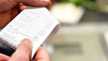 Alışverişte fiş vermeyen de almayan da ceza ödeyecek
