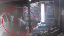 Diyarbakır’da kayınbirader ile enişte arasındaki silahlı yumruklu kavga kamerada
