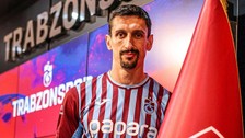 Trabzonspor, Stefan Savic ile 3 yıllık sözleşme imzaladı