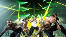 Dünyaca ünlü şarkıcı Ricky Martin Antalya'da konser verdi