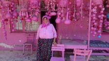 75 yaşındaki Ispartalı Sakine teyzenin pespembe hayatı