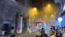 Son Dakika: Beyoğlu'nda 9 katlı otelde yangın!