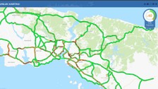 İstanbul trafiğinde korkulan olmadı! Okulların ilk günü trafik yoğunluğu yüzde 40 seviyelerinde kaldı
