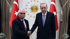 Cumhurbaşkanı Erdoğan "Sivil Anayasa" çağrısının ardından AYM Başkanı Özkaya ile bir araya geldi