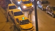 İstanbul'da arkadaşını vuran katil kendini de bacağından yaraladı