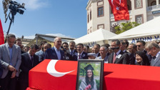 Özel ile Kurtulmuş, Ayşenur Ezgi Eygi'nin cenazesinde tartıştı