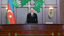Aliyev'den Ermenistan'ı silahlandıran ülkelere uyarı