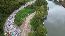Karadeniz'in incisinde rezalet görüntü! Bartın'da çöplerin yola dökülmesine inceleme