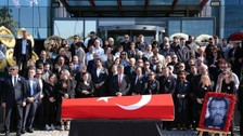 Gazeteci Güneri Cıvaoğlu Son Yolculuğuna Uğurlandı