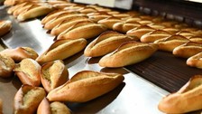 Ticaret bakanlığından ekmek fiyatı açıklaması: Fiyat tarifesini aşan iş yerlerine ceza!