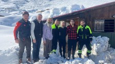 Kar yolları kapattı! Yaylada mahsur kalan 5 kişiyi ekipler kurtardı