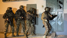 İstanbul'un 10 ilçesinde DEAŞ'a eş zamanlı operasyon: 33 gözaltı