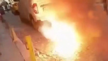 İstanbul'da yer altı kablosu bomba gibi patladı