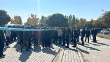 Van'da hastaneye silahlı saldırı! Biri sağlık çalışanı 2 kişi hayatını kaybetti