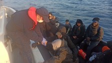 Sahil güvenlik Aydın Kuşadası’nda 49 göçmeni yakaladı