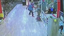 İstediği haracı alamayan şahıs işletme sahibini 3 yaşındaki oğlunun gözü önünde öldürüldü