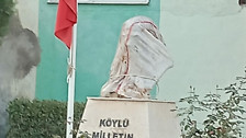 İzmir'de 2 Atatürk büstüne saldırı