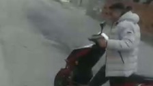 Uzaklaştırma kararı aldırmaya giderken eşi tarafından vuruldu