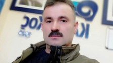 Devrilen talaş yüklü TIR'ın şoförü öldü
