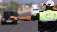 2025'te trafik cezaları ne kadar olacak? En düşüğü emniyet kemeri takmamak o da bin TL'ye yaklaştı