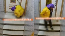 Esenyurt'ta bir kadın, binanın girişine büyük tuvaletini yaptı
