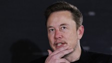Elon Musk: Derin devlet peşime düştü, onları bitiririm