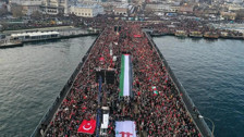 İstanbul’da tarihi Gazze mitingi: Binlerce kişi Filistin için Galata’da buluştu