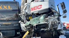 Erzurum'un Horasan ilçesinde 2 tır çarpıştı: 1 ölü
