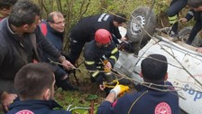 Ordu'da Uçuruma Devrilen Kamyonette Yaralanan 3 Kişi Hastaneye Kaldırıldı