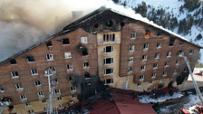 Bakan Tunç: Otel yangınına ilişkin soruşturmada 4 kişi gözaltına alındı