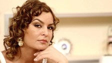 'Mankenler kraliçesi' Sibel Turnagöl oyunculuk kariyerini bıraktı, oto sanayide lokanta açtı!