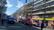 Almanya'da araç yayaların arasına daldı: Ölü ve yaralılar var